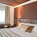 Western Des Francs 4*