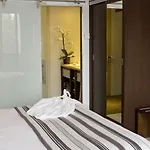Western Des Francs Hotel