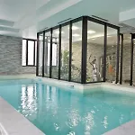 Western Des Francs Hotel 4*