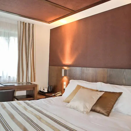 Western Des Francs 4*