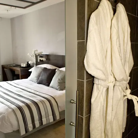 Western Des Francs Hotel