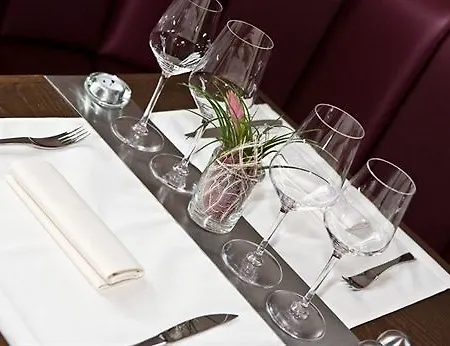 Western Des Francs 4*