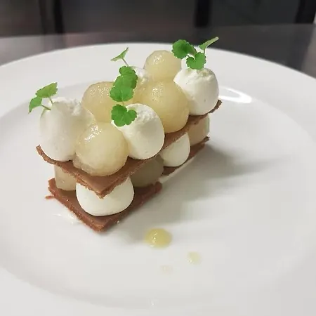 Western Des Francs Hotel 4*