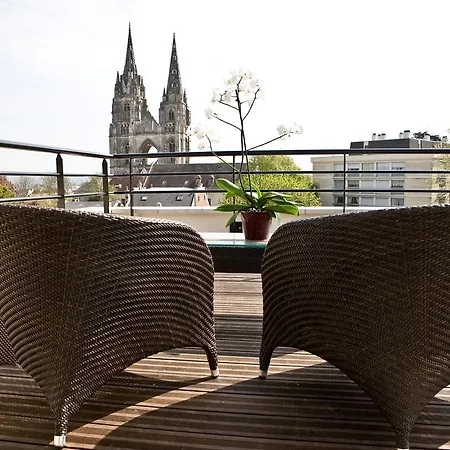 Western Des Francs Hotel 4*