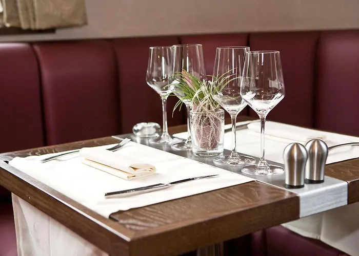 Western Des Francs Hotel