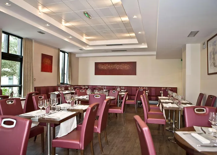 Western Des Francs Hotel